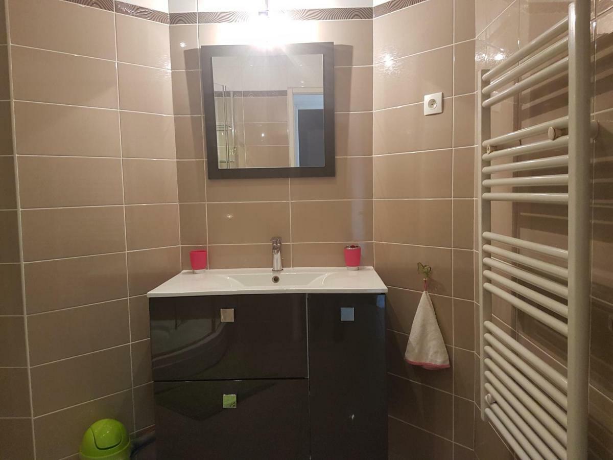 Apartment L'Aquarius Вильнёв-ле-Руа Экстерьер фото